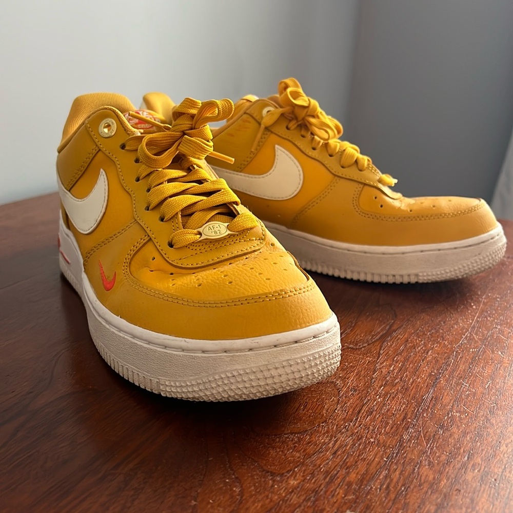 Nike Air Force 1s Women’s Size 10 Golden Yellow!
